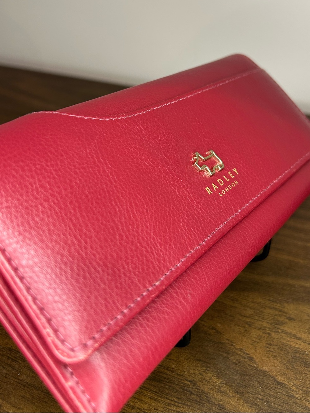 Radley London Burgundy Leather Flap Wallet Scottie Dog Logo Zip Coin Pocket - Picture 4 of 8